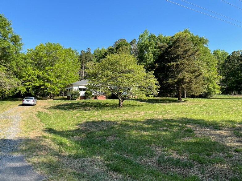 1749 Merritt Rd, Fort Mill, SC à vendre - Photo de l’immeuble – Image 2 sur 2