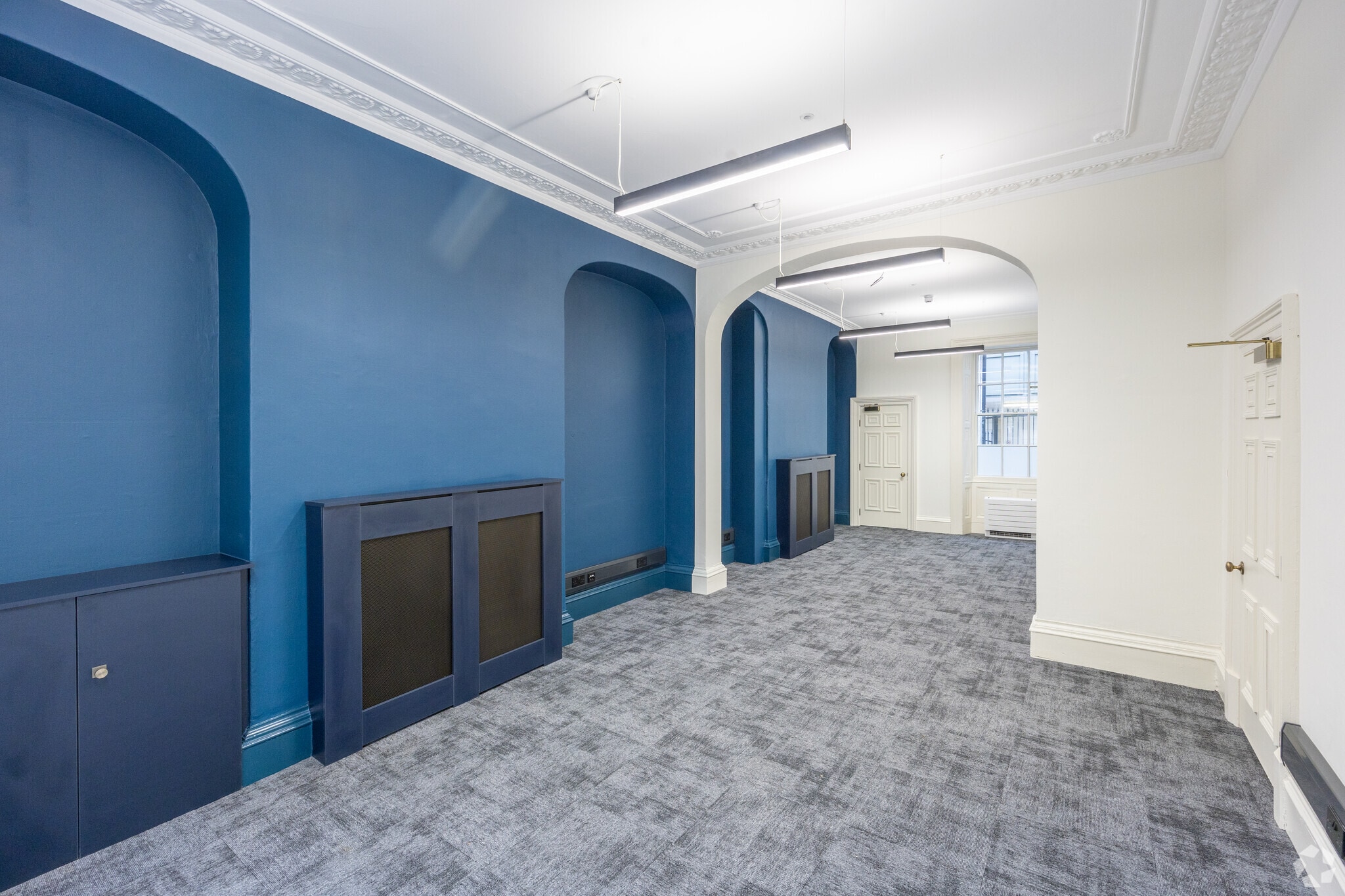 49-50 Queen Sq, Bristol à louer Photo intérieure– Image 1 sur 2