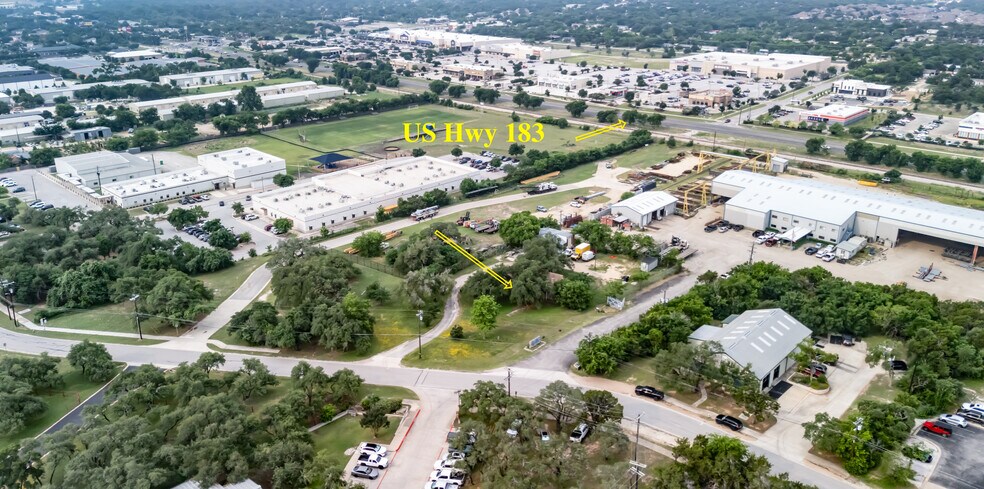 1107 Leander Dr, Leander, TX à vendre - Photo de l’immeuble – Image 3 sur 14