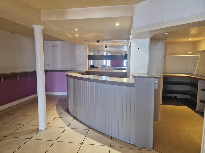 17-23 Market St, Galashiels à louer - Photo de l’immeuble – Image 2 sur 4