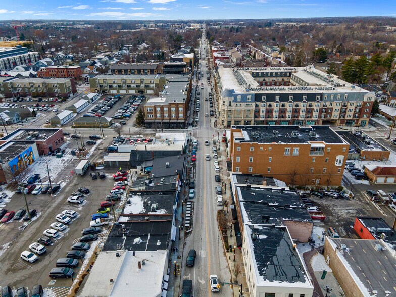 14-20 W Main St, Carmel, IN à louer - Photo de l’immeuble – Image 2 sur 12