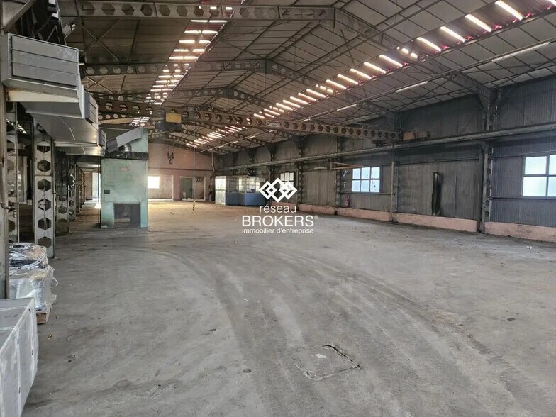 Industriel/Logistique dans Cousance à vendre - Photo intérieure – Image 2 sur 9