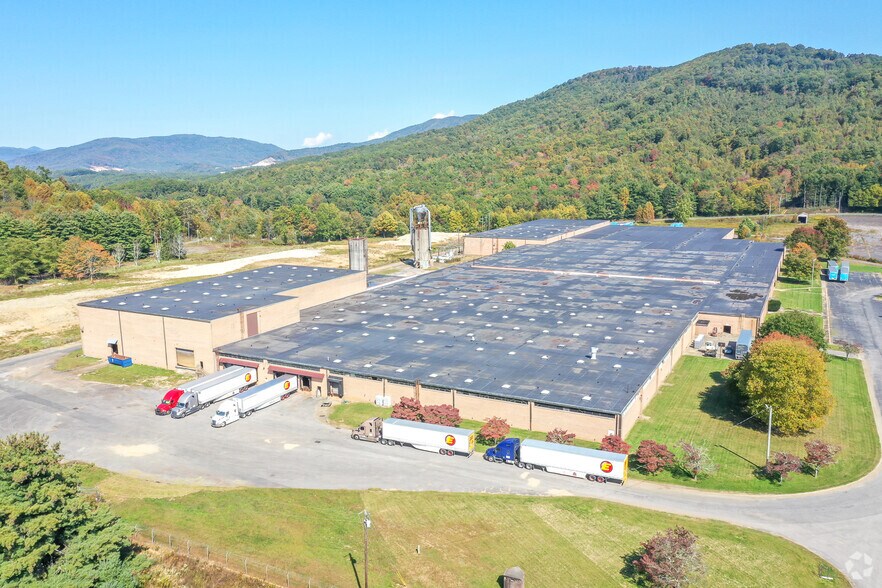 165 One Genesis Way, Spruce Pine, NC à vendre - Aérien – Image 3 sur 5