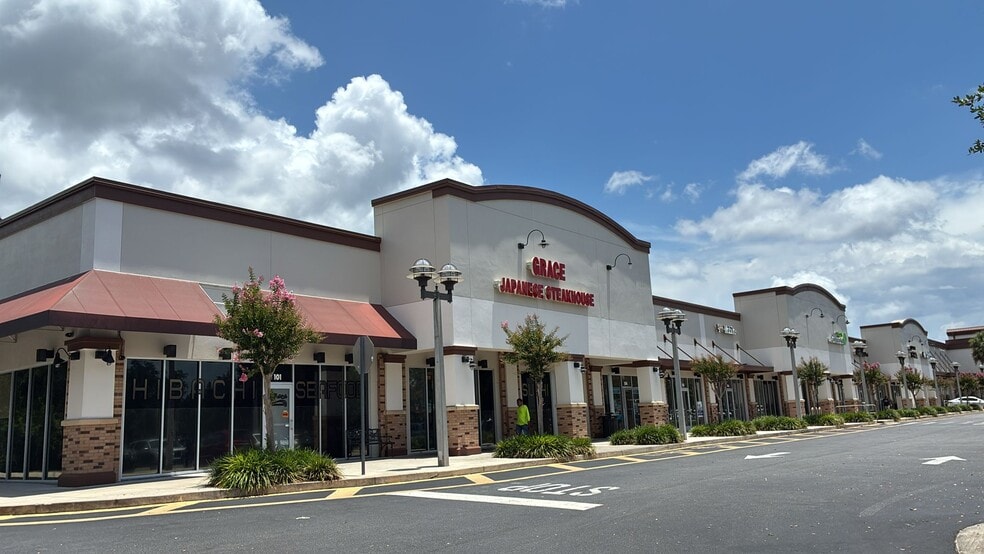 3035 SE Maricamp Rd, Ocala, FL à louer - Photo de l’immeuble – Image 3 sur 7