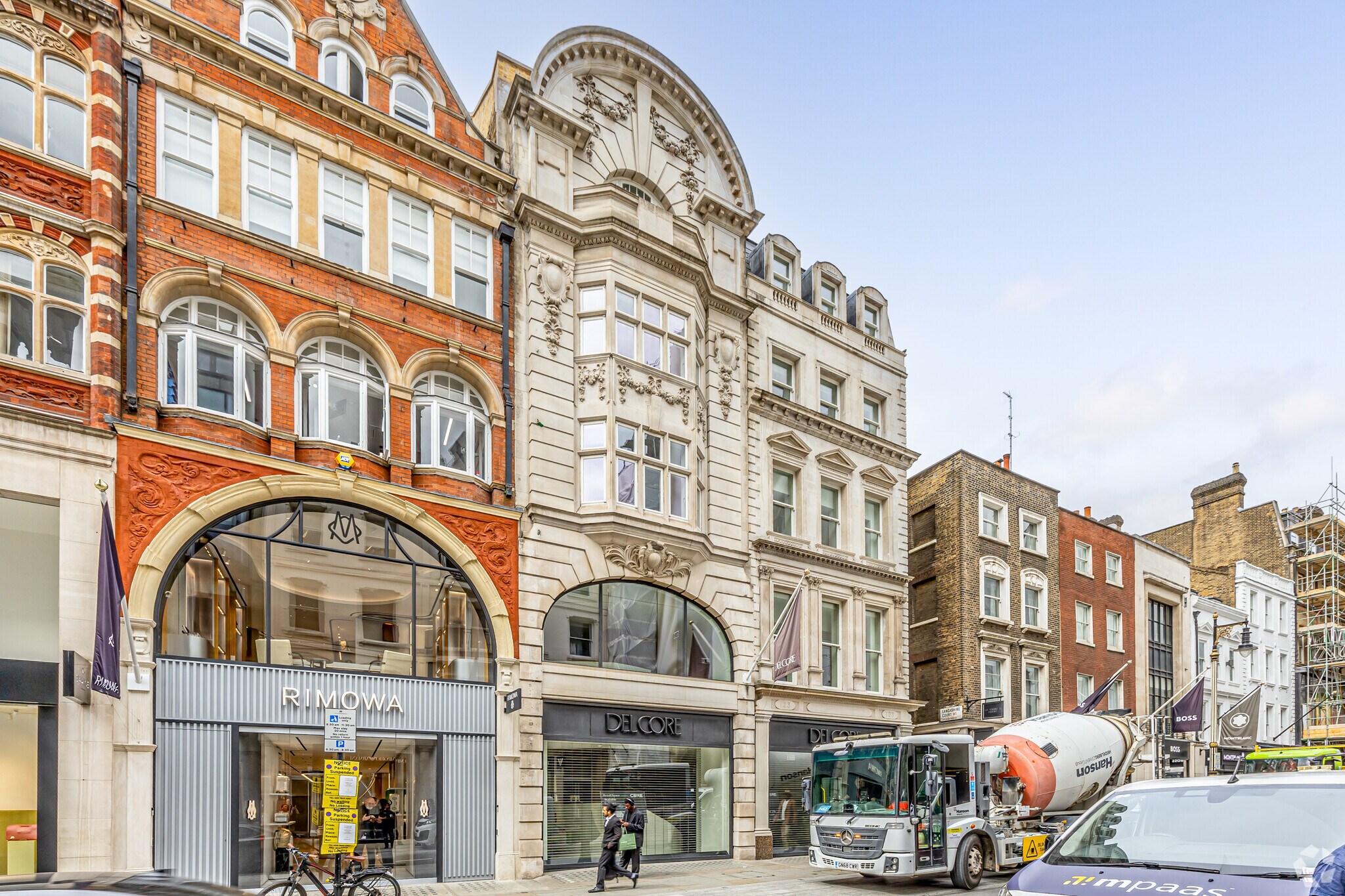 15 Lancashire Ct, Londres à louer Photo principale– Image 1 sur 4