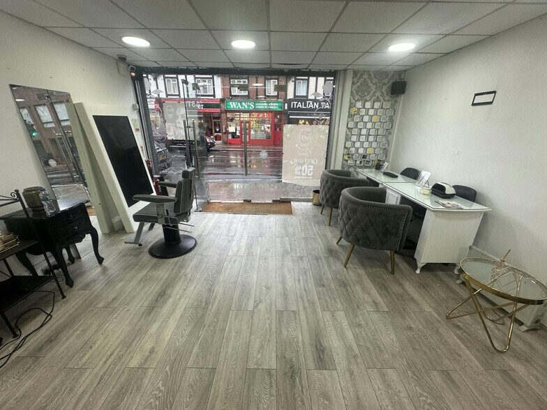 45 Surbiton Rd, Kingston Upon Thames à louer - Photo de l’immeuble – Image 3 sur 3