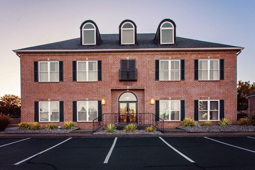 6933 Crumpler Blvd, Olive Branch, MS à louer - Photo de l’immeuble – Image 1 sur 26