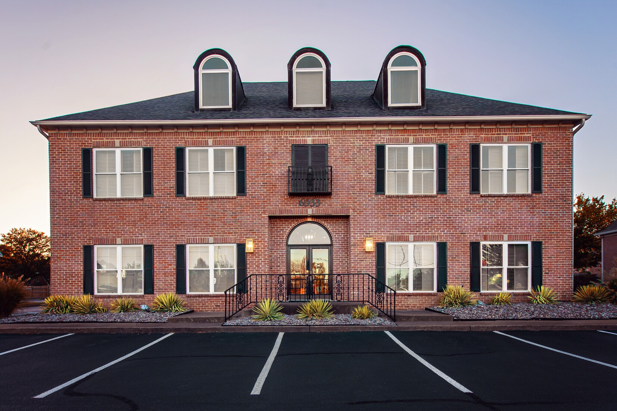 6933 Crumpler Blvd, Olive Branch, MS à louer Photo de l’immeuble– Image 1 sur 27