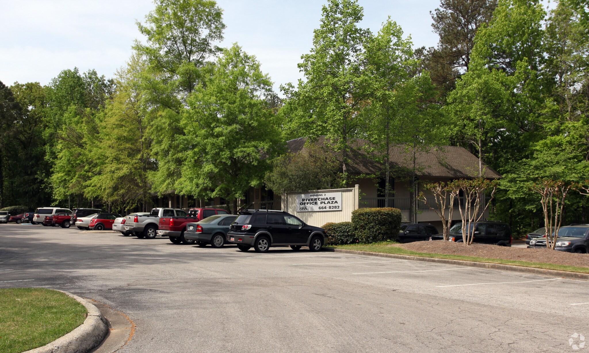 2 Riverchase Office Plz, Birmingham, AL à louer Photo principale– Image 1 sur 6