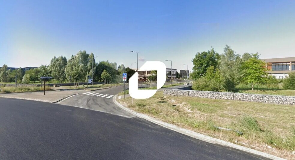 Local commercial dans Collégien à louer - Aérien – Image 2 sur 9