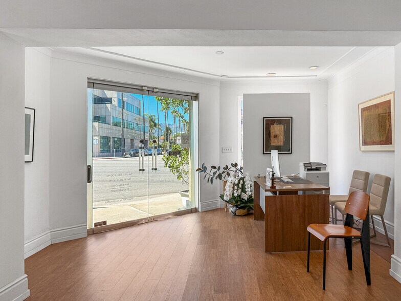 8630-8634 Wilshire Blvd, Beverly Hills, CA à louer - Photo de l’immeuble – Image 3 sur 20