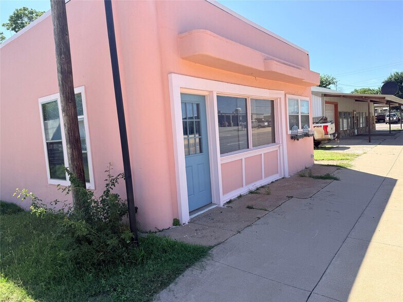 1307 Conrad Hilton Blvd, Cisco, TX à vendre - Photo de l’immeuble – Image 2 sur 4
