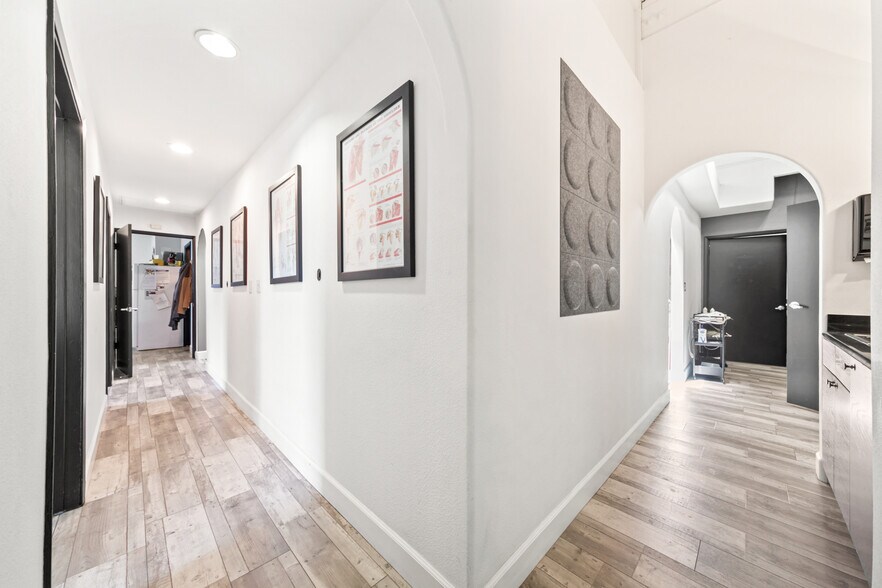 1714 17th St, Santa Monica, CA à louer - Photo intérieure – Image 3 sur 14