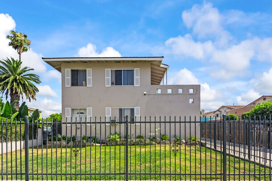 3364 Elizabeth Ave, Lynwood, CA à vendre - Photo de l’immeuble – Image 3 sur 11