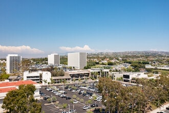 369 San Miguel Dr, Newport Beach, CA - Vue aérienne vue de carte - Image1