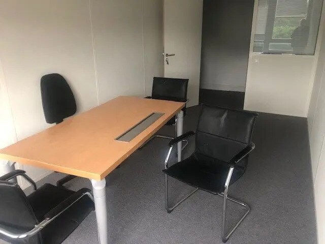 Bureau dans Argenteuil à louer - Photo de l’immeuble – Image 1 sur 7
