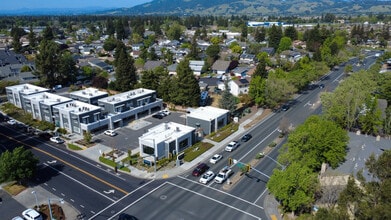 7301-7351 Camino Colegio, Rohnert Park, CA à louer Aérien– Image 2 sur 6