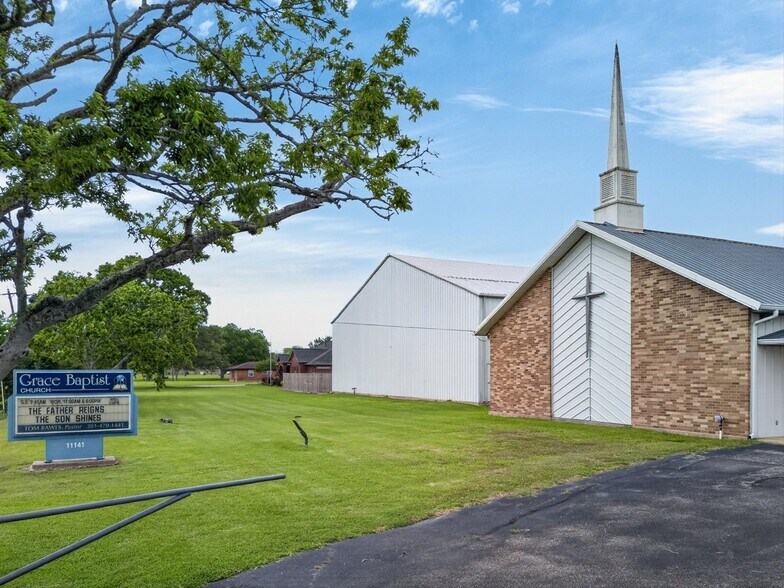 11141 N Avenue L, La Porte, TX à vendre - Photo de l’immeuble – Image 3 sur 40