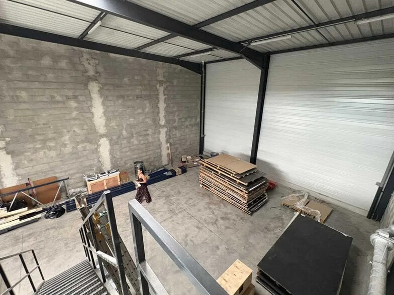 Bureau dans Genas à louer - Photo intérieure – Image 2 sur 8