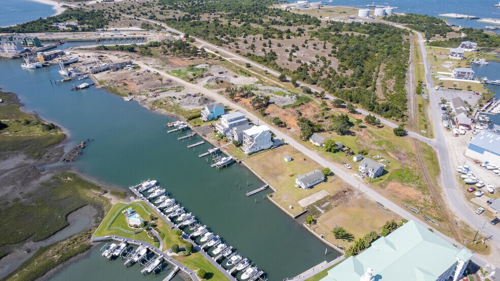 201 Marine Dr, Beaufort, NC à vendre - Photo de l’immeuble – Image 3 sur 18