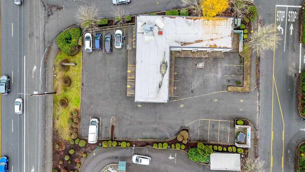 6747 State Hwy 303 NE, Bremerton, WA à vendre - Photo de l’immeuble – Image 3 sur 22