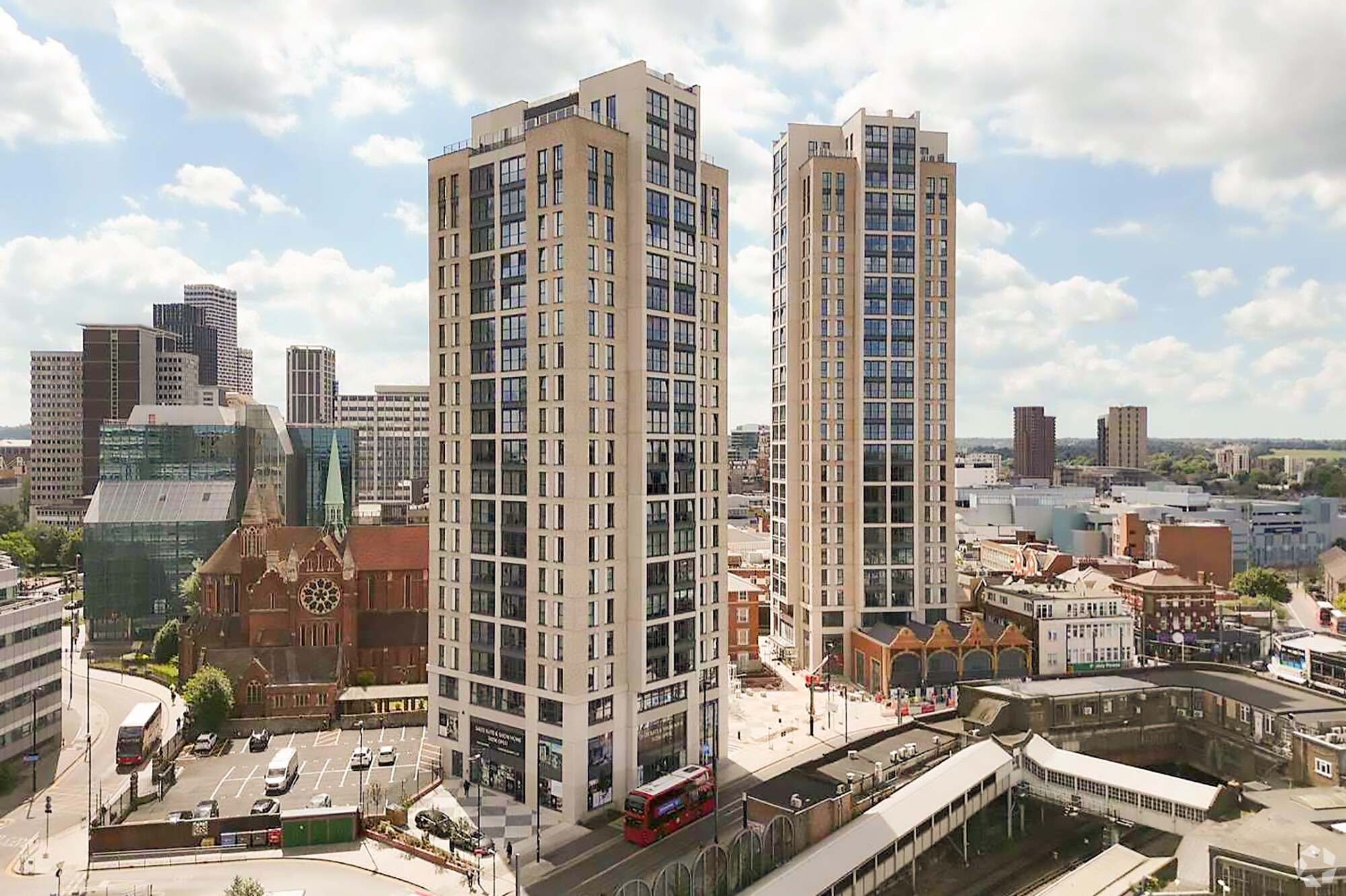 Cherry Orchard Rd, Croydon à louer Photo principale– Image 1 sur 9