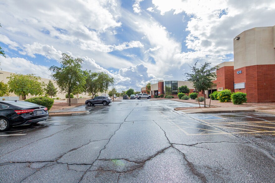 104 S 54th St, Chandler, AZ à louer - Photo de l’immeuble – Image 2 sur 21