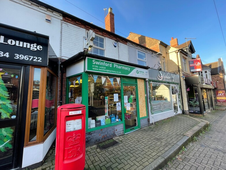 90 Hagley Rd, Stourbridge à louer - Photo de l’immeuble – Image 1 sur 4