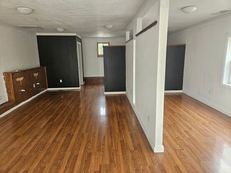 8956 E State Highway 76, Branson West, MO à louer - Photo de l’immeuble – Image 2 sur 8