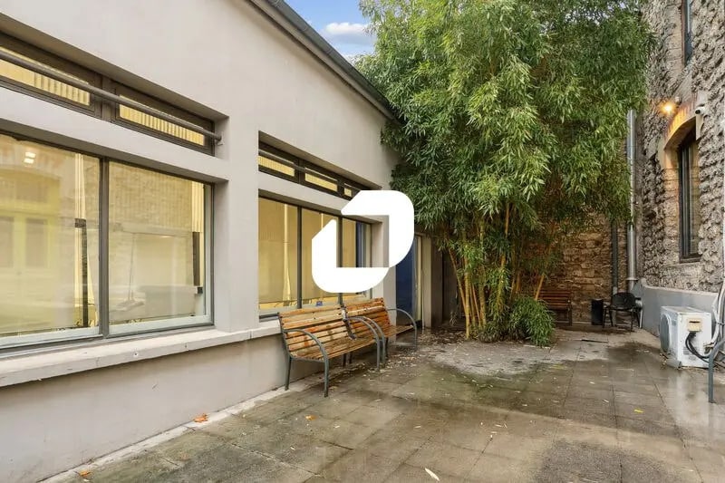 Bureau dans Montrouge à louer - Photo de l’immeuble – Image 3 sur 14