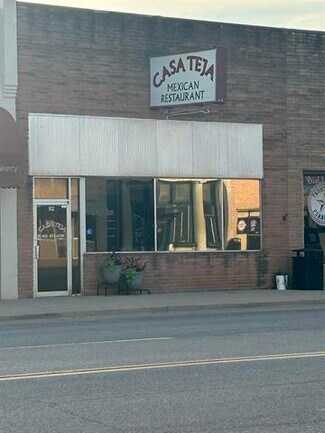 Plus de détails pour 112 S Main St, Hennessey, OK - Local commercial à vendre