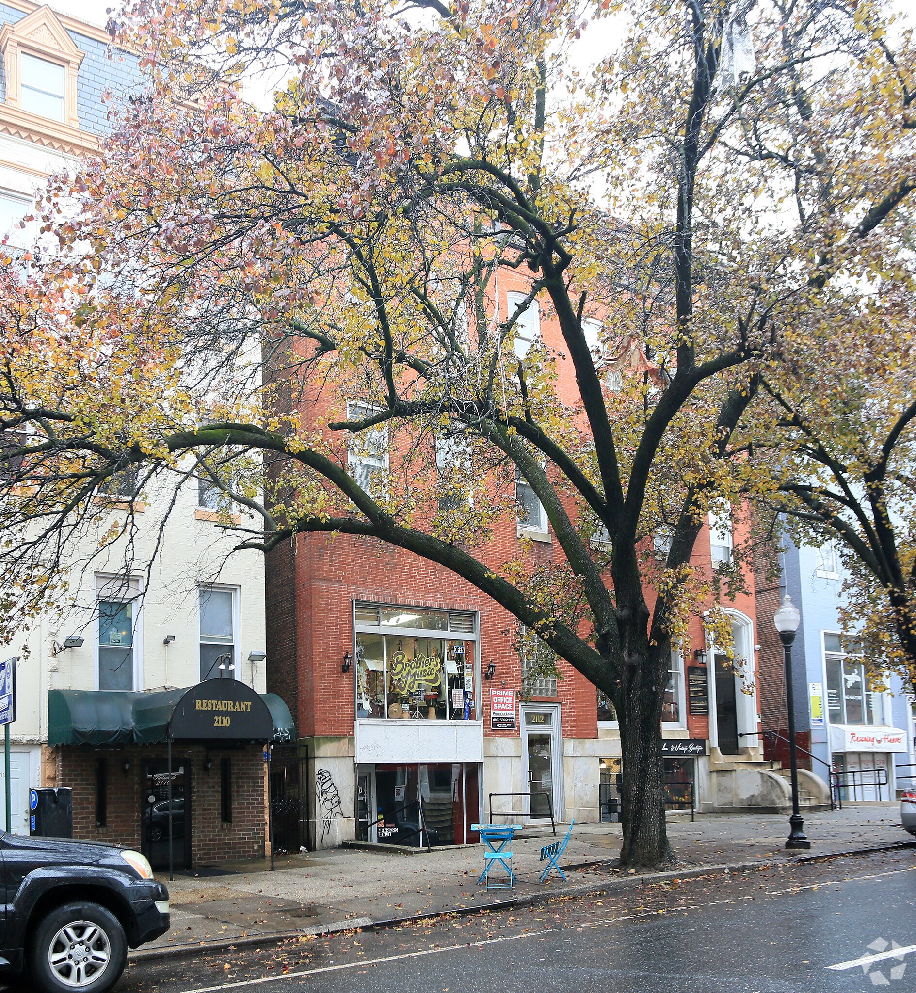 2112 N Charles St, Baltimore, MD à vendre Photo de l’immeuble– Image 1 sur 68