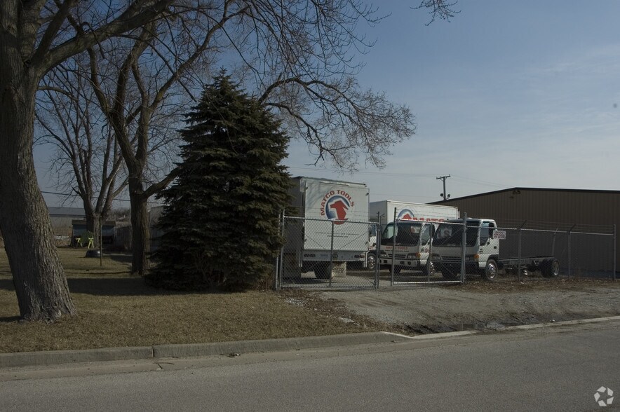 3209-3221 Holeman Ave, Steger, IL à vendre - Photo de l’immeuble – Image 1 sur 5