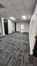 3000 Croasdaile Dr, Durham, NC à louer Photo intérieure– Image 1 sur 6