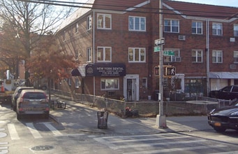 2302 29th St, Astoria, NY à louer Autre– Image 1 sur 1