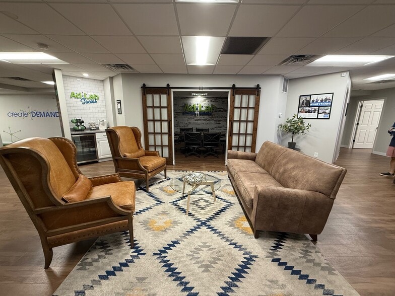 6110 Constitution Dr, Fort Wayne, IN à louer - Photo intérieure – Image 2 sur 8