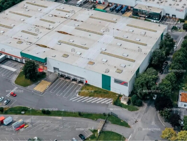 Industriel/Logistique dans Hénin-Beaumont à louer - Photo de l’immeuble – Image 3 sur 6