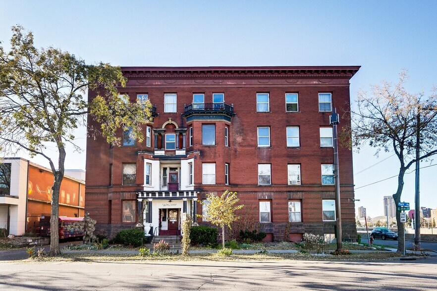 1800 Park Ave, Minneapolis, MN à vendre - Photo de l’immeuble – Image 1 sur 22