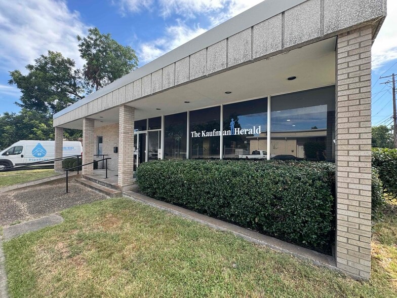 300 N Washington St, Kaufman, TX à vendre - Photo principale – Image 1 sur 35