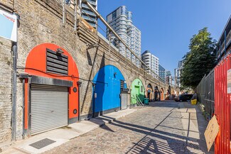 Plus de détails pour Randall Rd, Londres - Industriel/Logistique à louer