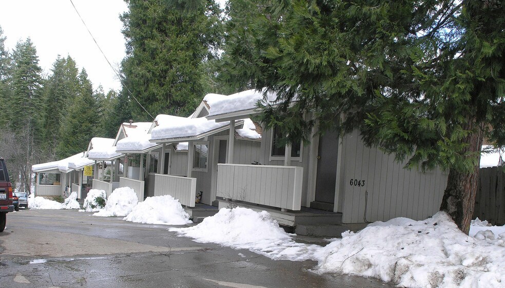 6043 Pony Express Trl, Pollock Pines, CA à vendre - Photo de l’immeuble – Image 3 sur 26