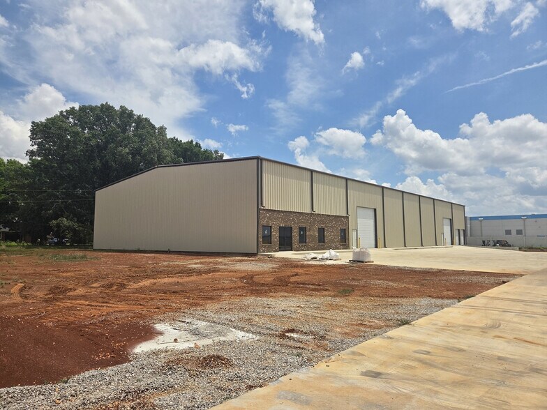 26490 Old Highway 20, Madison, AL à louer - Photo de l’immeuble – Image 1 sur 6