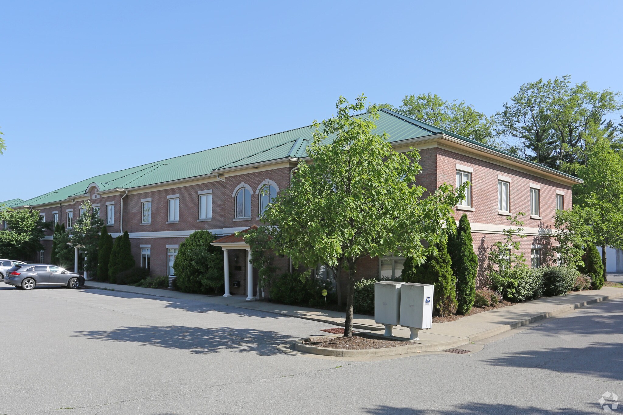 1031 Wellington Way, Lexington, KY à vendre Photo principale– Image 1 sur 48