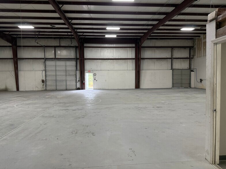 255 Mill St, Taylors, SC à louer - Photo de l’immeuble – Image 2 sur 19