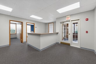 1260 N Post Rd, Indianapolis, IN à louer Photo intérieure– Image 1 sur 7