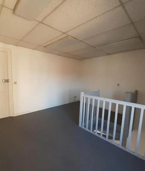 Bureau dans Amiens à louer - Photo de l’immeuble – Image 3 sur 4