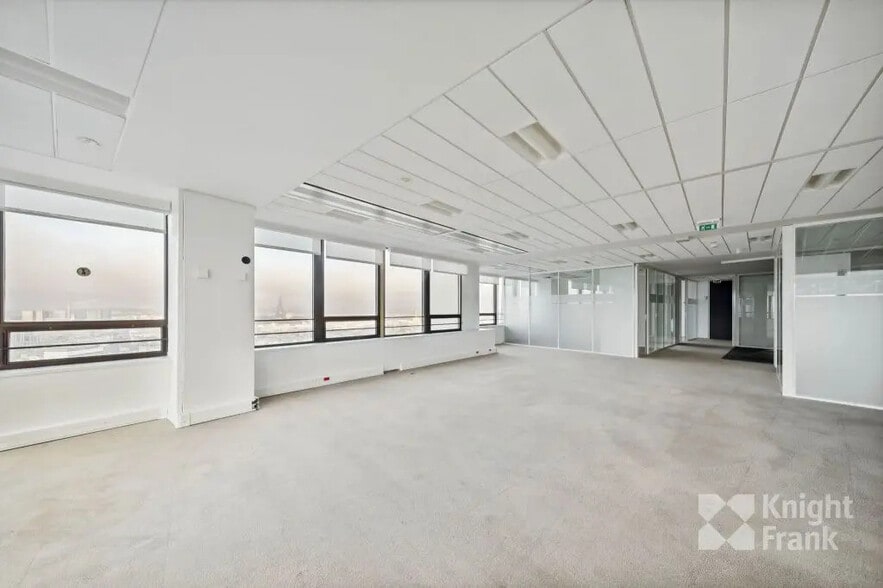 33 Avenue Du Maine, Paris à louer - Photo de l’immeuble – Image 2 sur 9