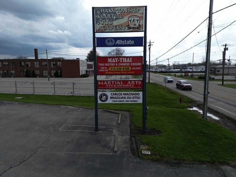 1053 State Route 28, Milford, OH à louer - Photo de l’immeuble – Image 2 sur 13