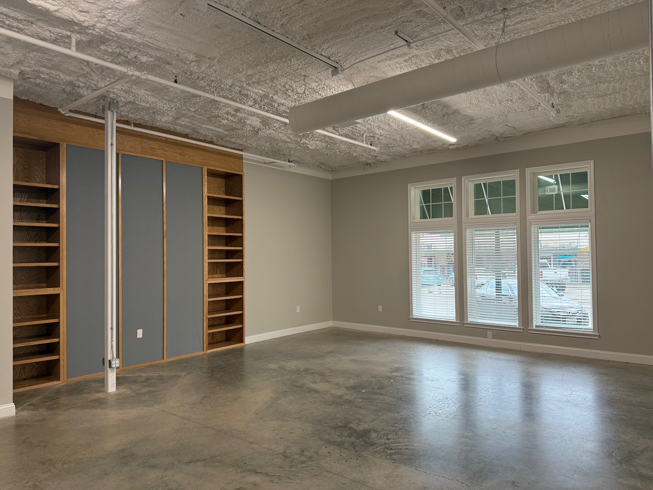 401 N Main St, Bryan, TX à louer Photo de l’immeuble– Image 1 sur 9