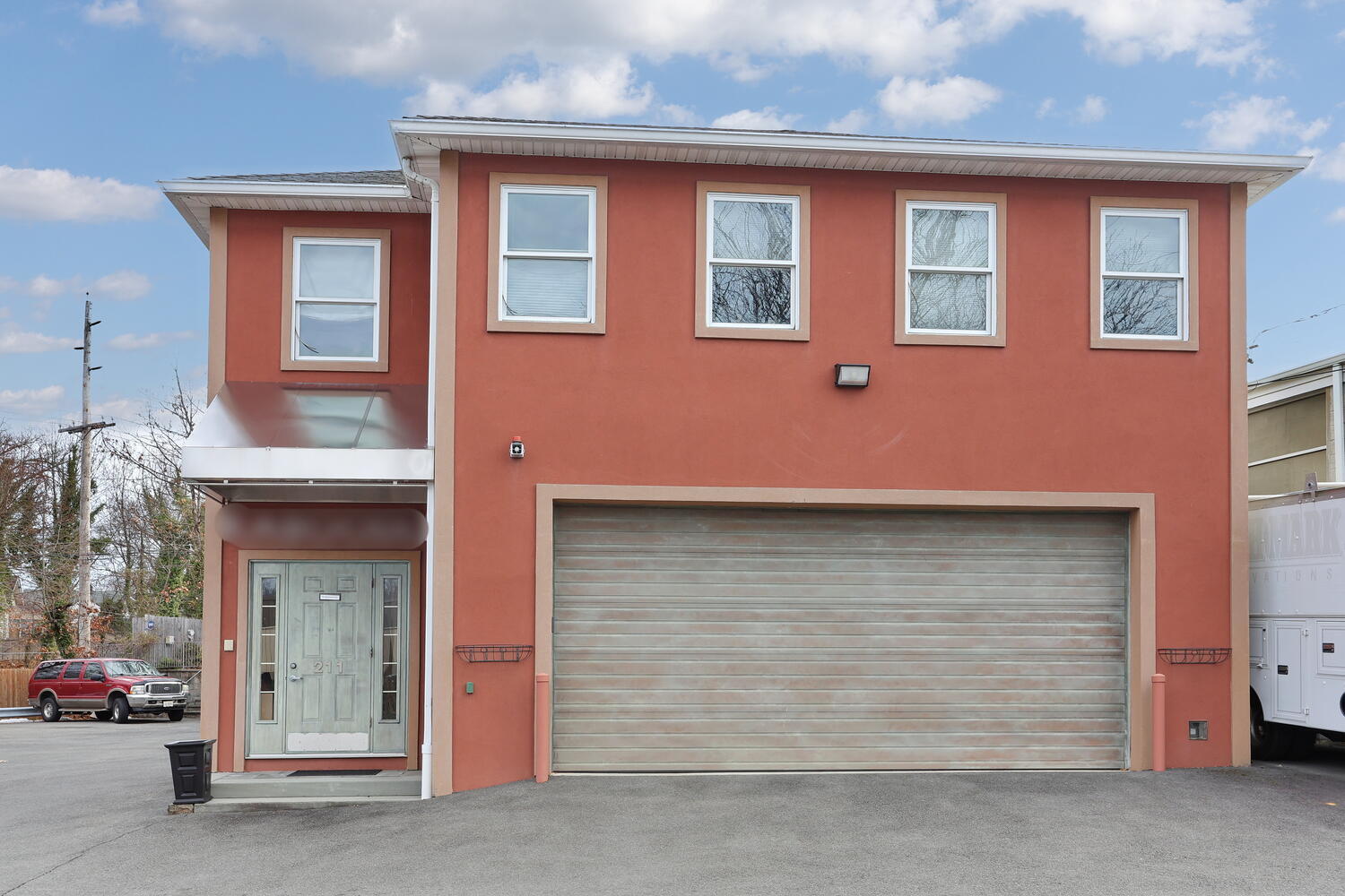 211 6th Ave, Hawthorne, NJ à louer Photo principale– Image 1 sur 14